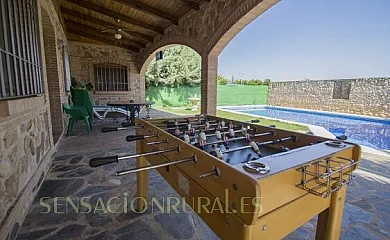 Los granaos en Las Casas Del Rio (Ciudad Real) - Foto 3