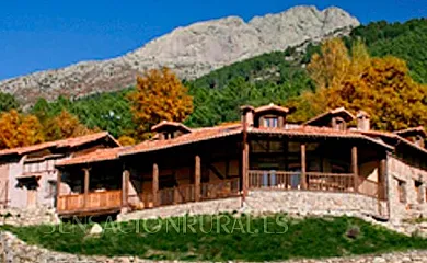 Hotel Rural Abejaruco en Cuevas Del Valle (Ávila) - Foto 1