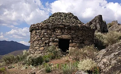 Casa Rural Las 6 Hermanas en San Martin de Trevejo (Cáceres) - Foto 3