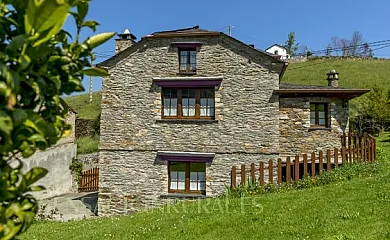 El Dolmen en Villayón (Asturias) - Foto 1