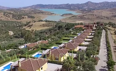 Complejo Turístico Rural Las Mayoralas en Periana (Málaga) - Foto 2