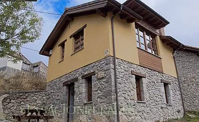 Las Cabañas de Sotres en Sotres (Asturias) - Foto 4