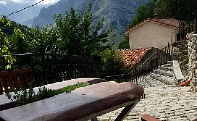 Las Cabañas de Sotres en Sotres (Asturias) - Foto 9