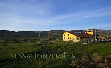 Fuente Alberche en San Martín de la Vega del Alberche (Ávila) - Foto 1