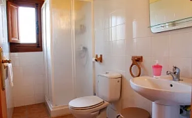 Complejo Rural Fuente Del Aliso en Hervas (Cáceres) - Foto 10