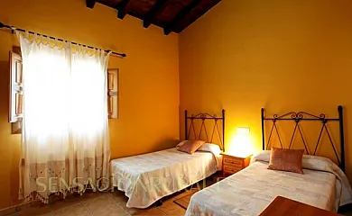 Complejo Rural Fuente Del Aliso en Hervas (Cáceres) - Foto 11