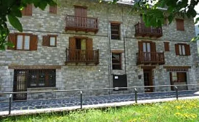 Casa Rural La Comella en Barruera (Lleida) - Foto 8