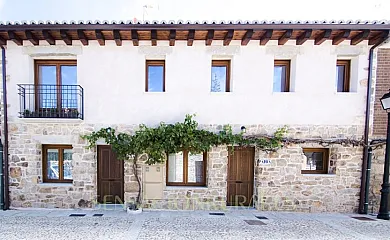 APARTAMENTOS La Parra en Buitrago de Lozoya (Madrid) - Foto 4