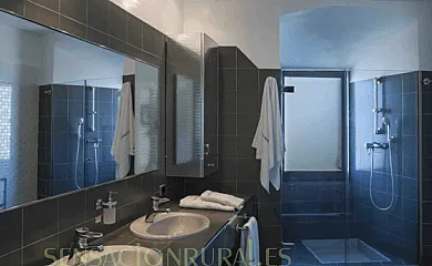 Castell de Fonolleres en Fonolleres (Lleida) - Foto 22