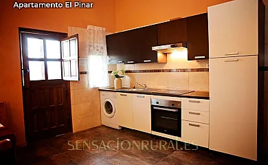 Apartamentos Rurales Las Carballedas en Rabanal Del Camino (León) - Foto 5