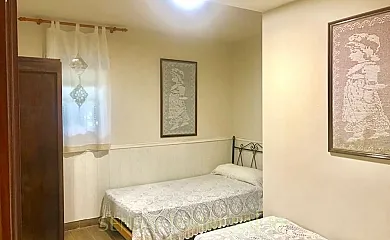 LA SEGUIRILLA en Casas Del Castañar (Cáceres) - Foto 9