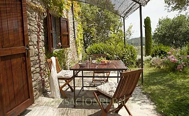 Mas Rovira en Porqueres (Girona) - Foto 11