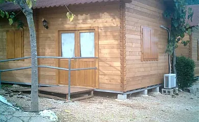 Cabañas y bungalows de madera La Falaguera en Barx (Valencia) - Foto 12