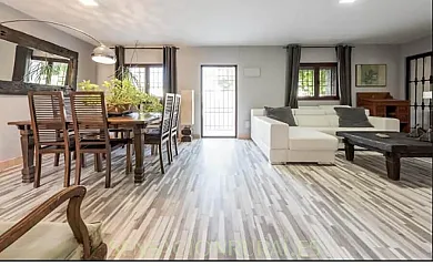 HEARTS & PONIES Apartamentos con piscinas privadas de invierno y verano y suites con jacuzzis en Chinchón (Madrid) - Foto 22