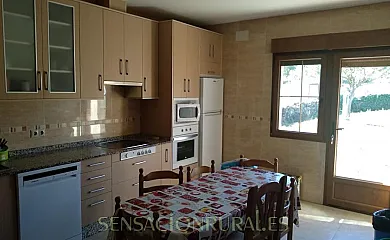 VUT Los Pardales en Villardeciervos (Zamora) - Foto 2