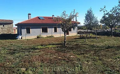 VUT Los Pardales en Villardeciervos (Zamora) - Foto 1