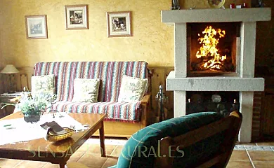 El Mesón de Gredos en Navarredonda de Gredos (Ávila) - Foto 6