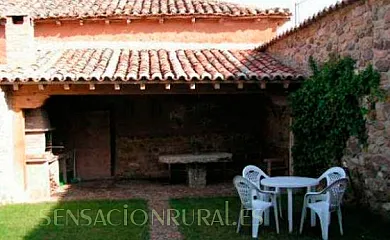 Casa Bravo II en San Quirce Del Rio Pisuerga (Palencia) - Foto 1