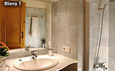 Mas Riera en Maiá de Montcal (Girona) - Foto 2