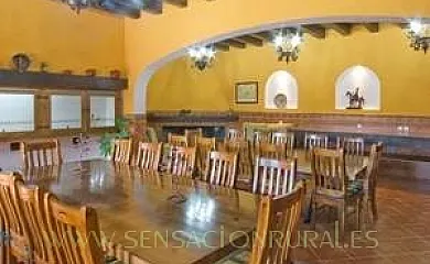 Casas Rurales La Ermita y el Cerro en Retuerta Del Bullaque (Ciudad Real) - Foto 1