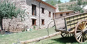 Las Casas de Valdepielago 002