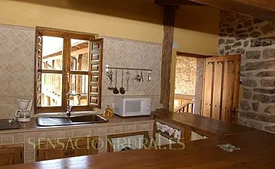 Las Casas de Valdepielago en Valdepielago (León) - Foto 8