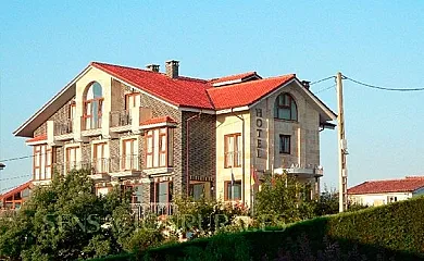 Hotel Azul de Galimar en San Vicente de la Barquera (Cantabria) - Foto 1