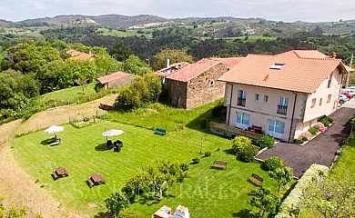 Apartamentos Corona en Comillas (Cantabria) - Foto 1