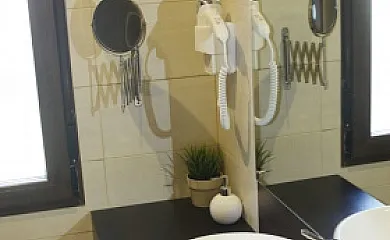 Casa de Chocolate y Las Pegueras en Cuevas Del Valle (Ávila) - Foto 19