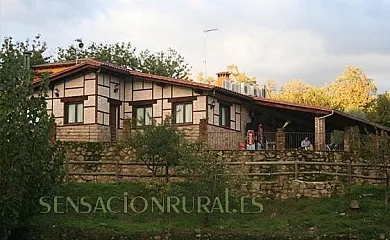 Albergue turístico El Lago en Cuacos de Yuste (Cáceres) - Foto 1