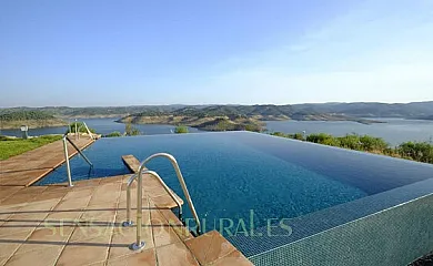 Casas Alisné en Almodóvar Del Río (Córdoba) - Foto 1