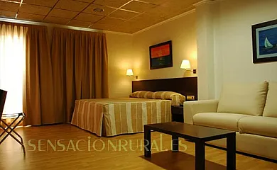 Hotel Constitución en Calasparra (Murcia) - Foto 1