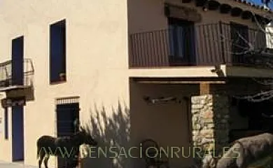 Casa Terencio I y II en Les Coves de Vinromà (Castellón) - Foto 1