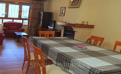 Casa Rural Flor en Vadocondes (Burgos) - Foto 2