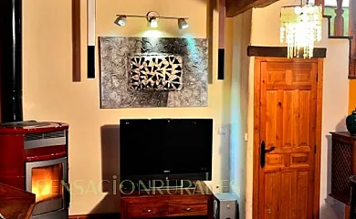 Los Sitios de Aravalle en Hustias (Ávila) - Foto 2