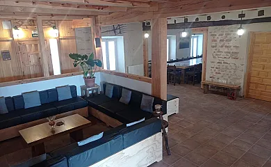 La Casona Los Abuelos en Bernuy de Coca (Segovia) - Foto 17