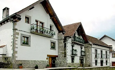 Casa Artxola en Ochagavía (Navarra) - Foto 1