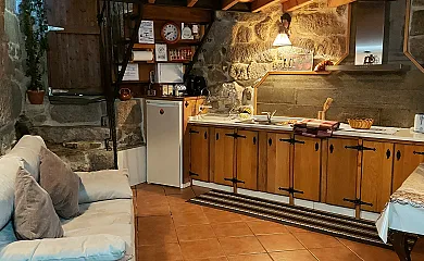 Casa da Canella y  Ás Portas do Sil en Nogueira De Ramuin (Ourense) - Foto 1