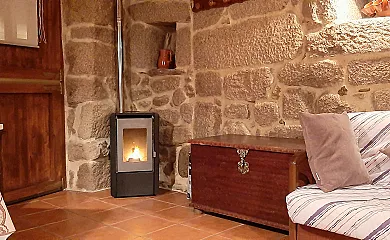 Casa da Canella y  Ás Portas do Sil en Nogueira De Ramuin (Ourense) - Foto 2