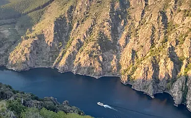 Casa da Canella y  Ás Portas do Sil en Nogueira De Ramuin (Ourense) - Foto 6