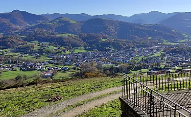 Autxikoborda bajo, I y II en Elizondo (Navarra) - Foto 13