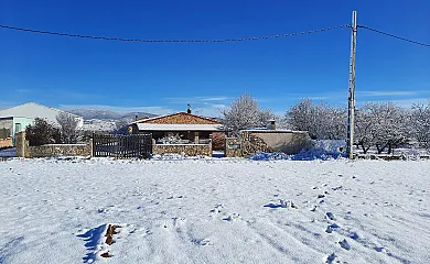 Casa Rural Laguna de Gallocanta en Las Cuerlas (Zaragoza) - Foto 2