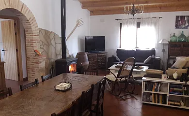 Casa Rural Laguna de Gallocanta en Las Cuerlas (Zaragoza) - Foto 4