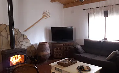 Casa Rural Laguna de Gallocanta en Las Cuerlas (Zaragoza) - Foto 5