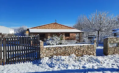 Casa Rural Laguna de Gallocanta en Las Cuerlas (Zaragoza) - Foto 1