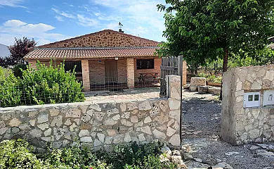Casa Rural Laguna de Gallocanta en Las Cuerlas (Zaragoza) - Foto 21