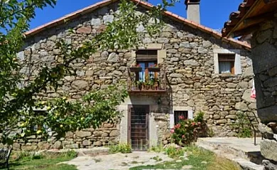 La Casa de Piedra en Navarredonda de Gredos (Ávila) - Foto 1