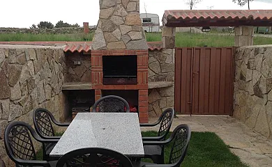 Casa Rural la Vega de Gredos en San Martín de la Vega del Alberche (Ávila) - Foto 1