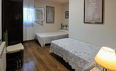 LA SEGUIRILLA en Casas Del Castañar (Cáceres) - Foto 19