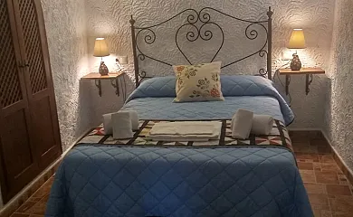 Casas Cueva Elvira y Vanesa en Hinojares (Jaén) - Foto 8